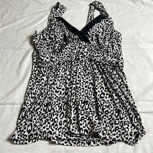 Gayru Leopard Top